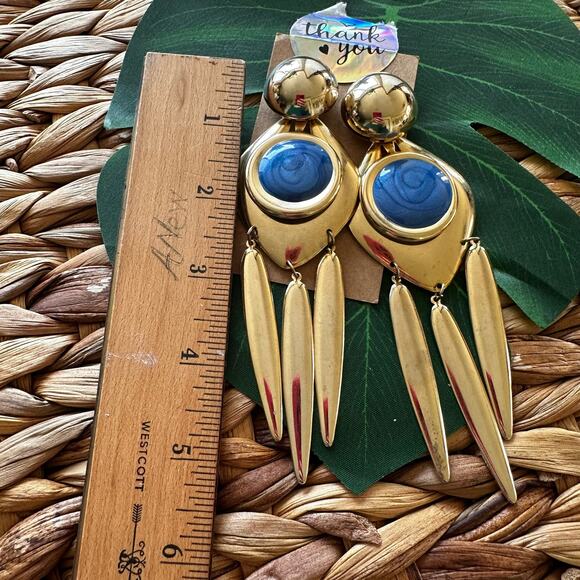 BOGO FREE STATEMENT 1980s Egyptian revival earrings - Picture 3 of 5